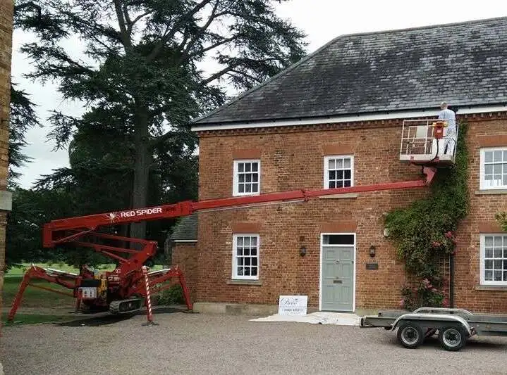 Gutter and roof repair services